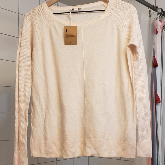 GAP Natural Oatmeal Cream Linen Sweater Shirt (NWT) - Picture 2 of 4